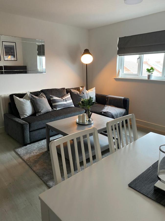 Coalhouse Apartment *